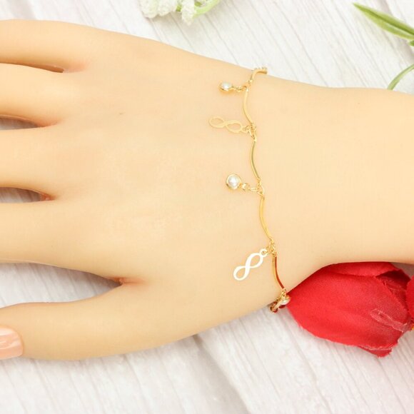 "Trendy Handmade Bracelet – A Thoughtful Gift for Girls & Women | UNVRC1014 - Picture 10 of 10